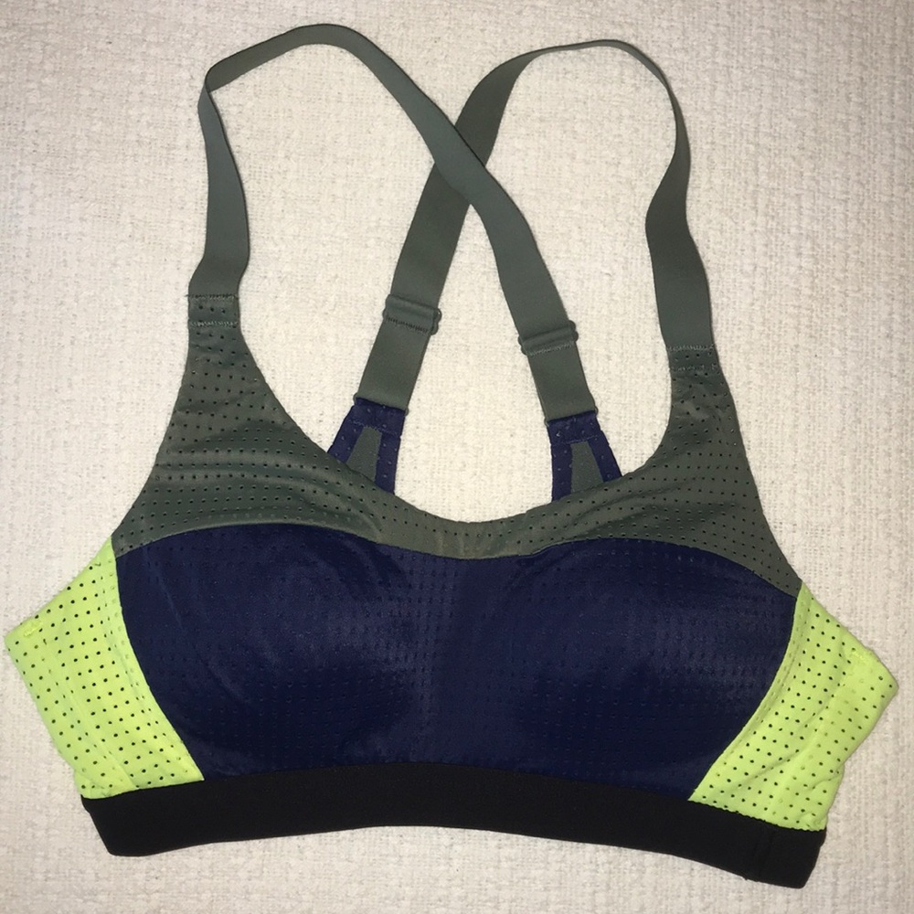 VS Sports Bra